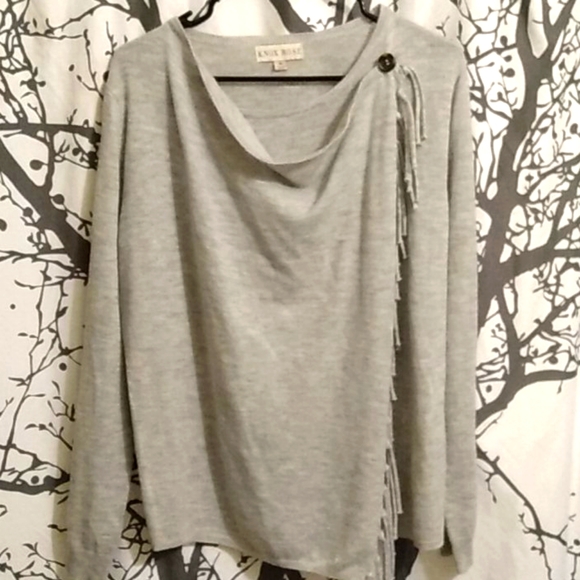 Knox Rose Grey Sweater size M